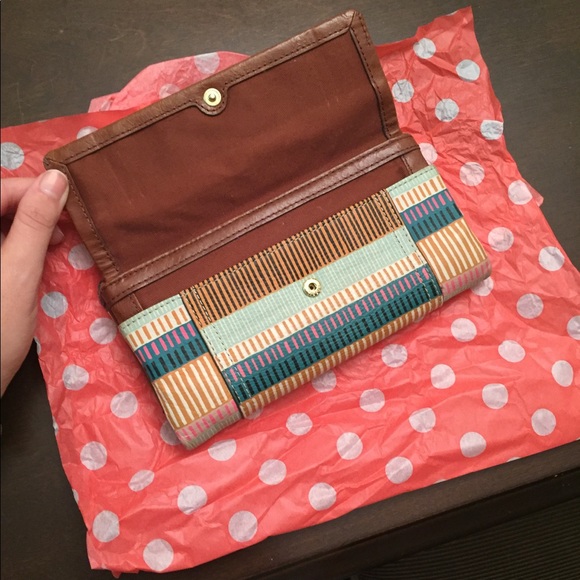 Fossil 🗝 Wallet - Picture 2 of 4